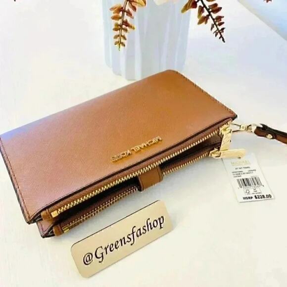 Michael Kors double zip leather wristlet new - Picture 4 of 4